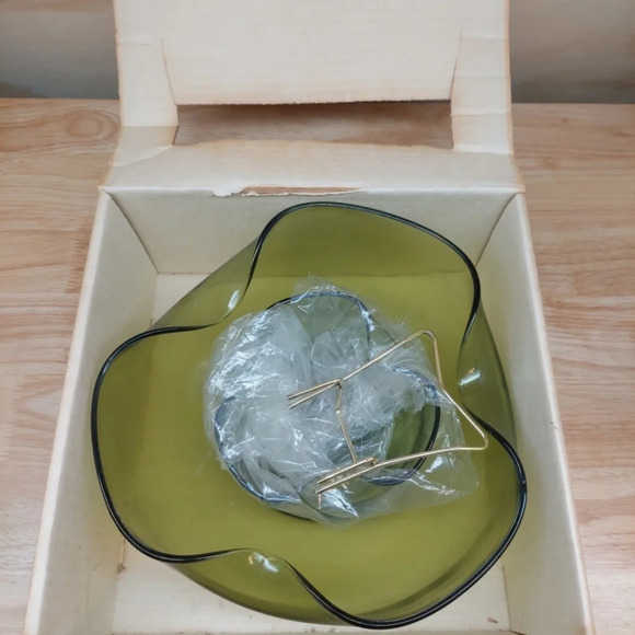 Vintage Anchor Hocking NOS Avocado green chip & dip bowl w/ clip. Original box - Picture 5 of 8